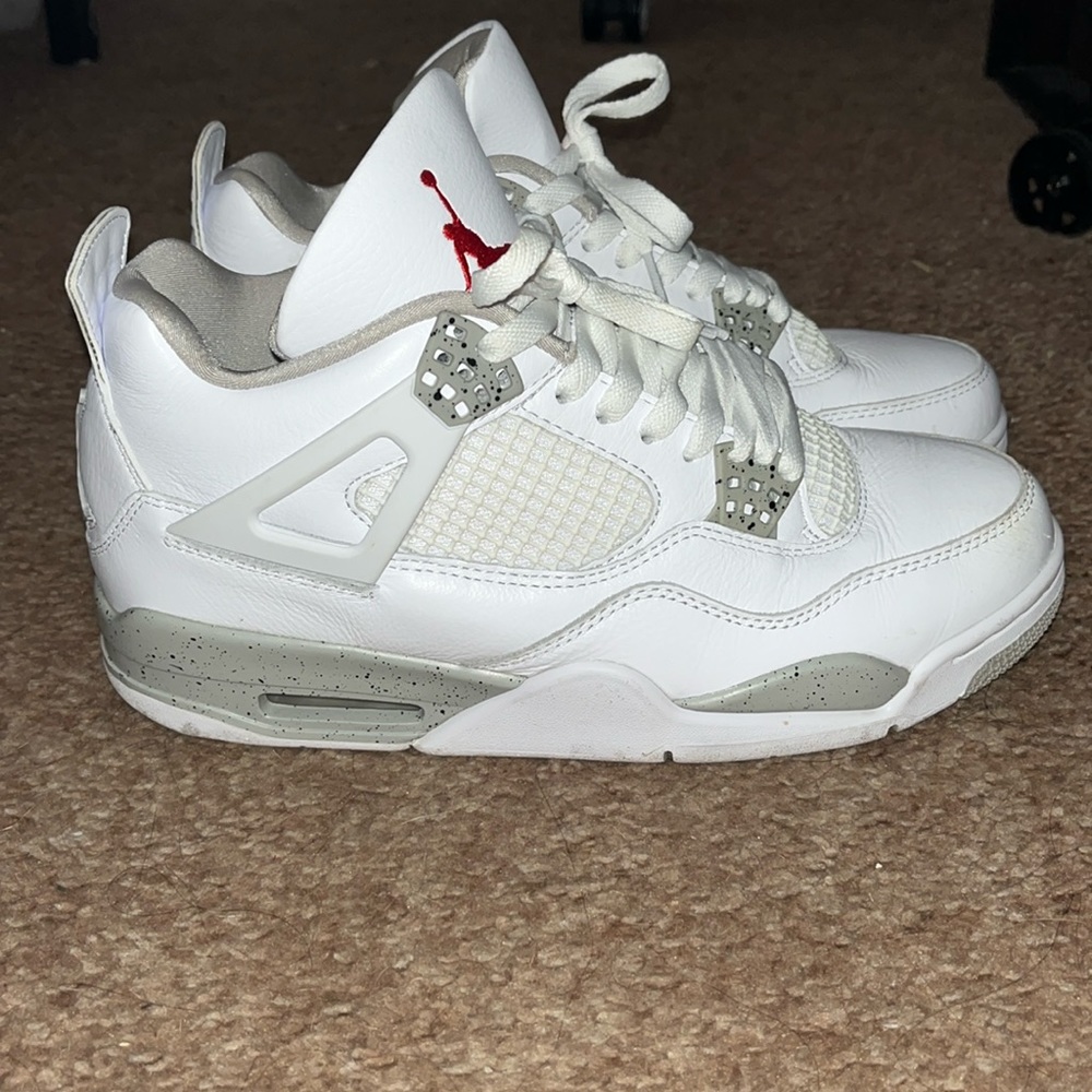 Jordan 4s Oreo